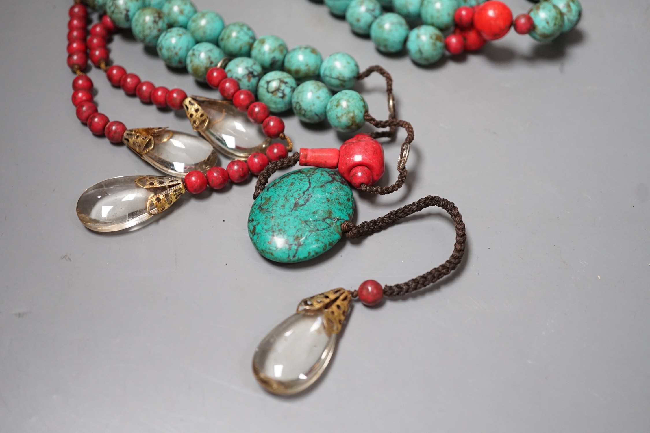 A Chinese turquoise mandarin court style necklace